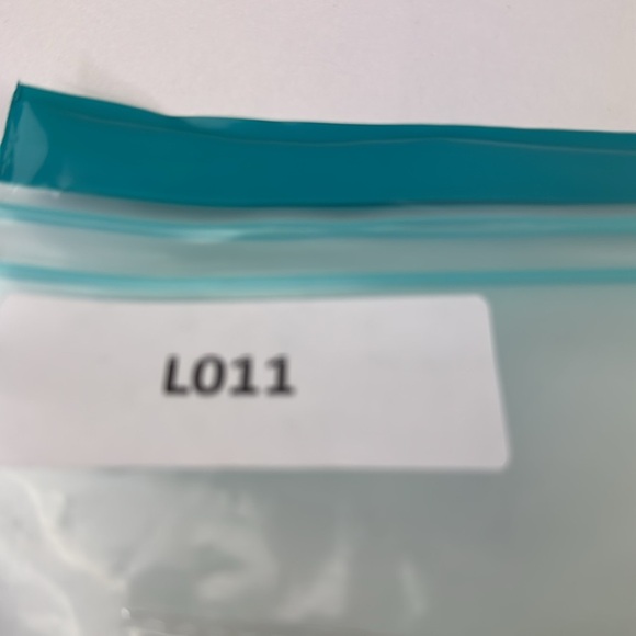 Banana Republic City Chino Perfect Gold Khaki Pants - Picture 11 of 11